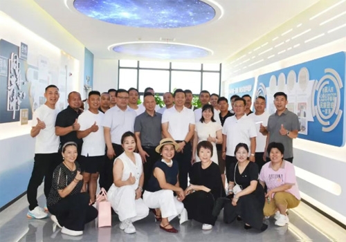 餐饮美食 品质溯源丨郑州马吉尔携手连锁餐饮首创人共同进行名店探厂活动！